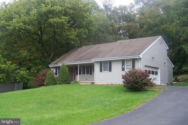 39 Valley Ct, Shepherdstown, WV 25443 - photo 1