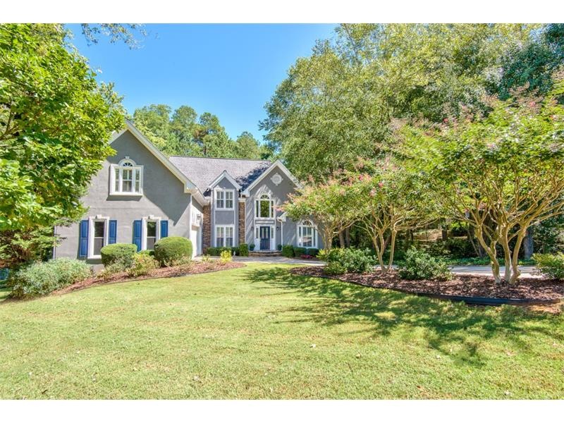 Well maintained and move in ready! 6 bedrooms with