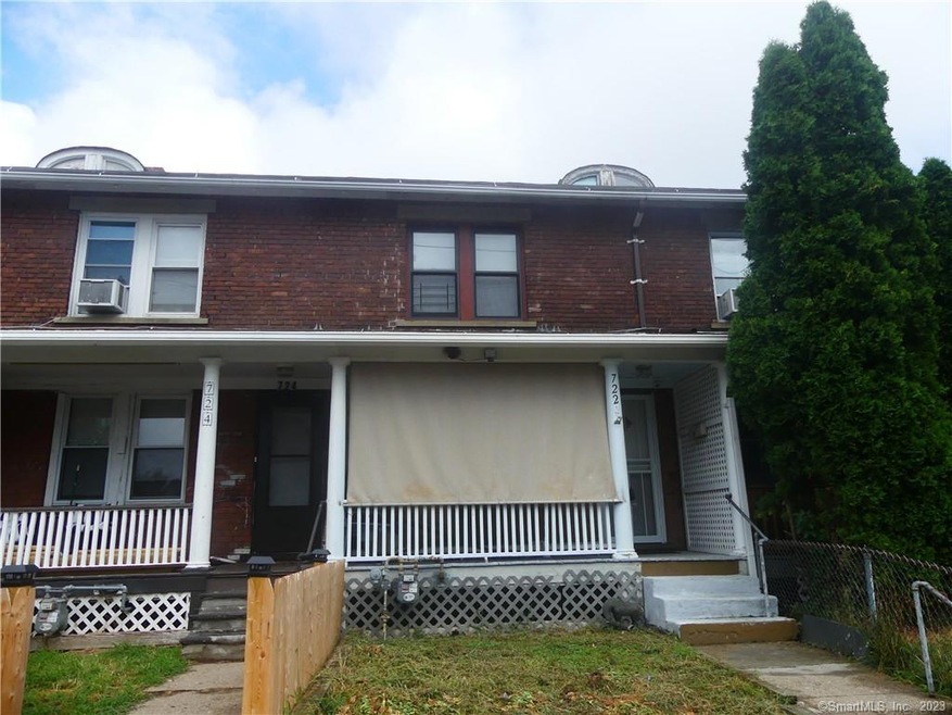 722 Brooks St, Bridgeport, CT 06608 - photo 1