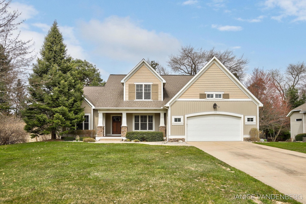 2-web-or-mls-3022-jamesway-ave