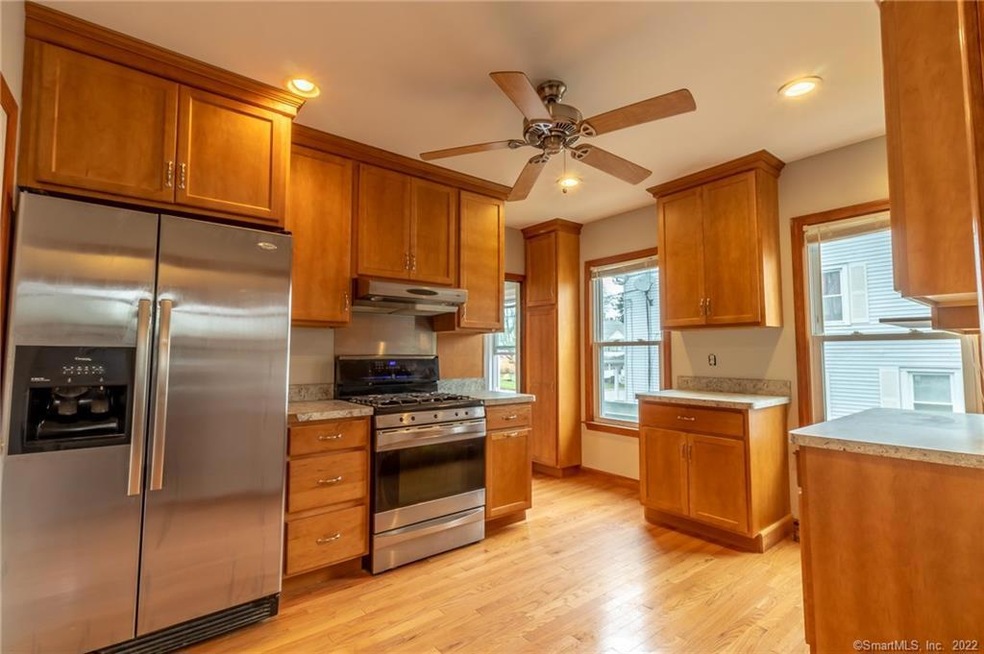 28 Ashcraft Rd unit 1, New London, CT 06320 - photo 1