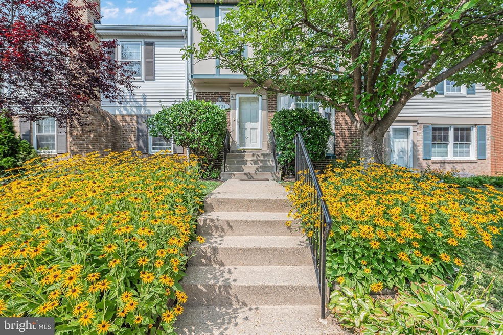 Under Contract $460,000