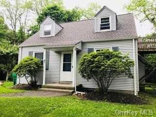 47 Kinderhook Dr unit 2, Poughkeepsie, NY 12603 - photo 1