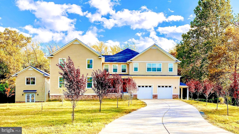 7313 Byrneley Ln, Annandale, VA 22003 - photo 1