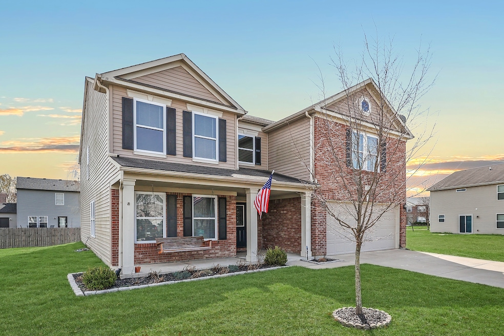 2159 Cedarmill Dr, Franklin, IN 46131 - photo 1