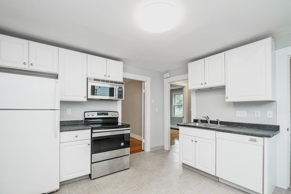 51 Mechanic St unit 1, Newton Upper Falls, MA 02464 - photo 1