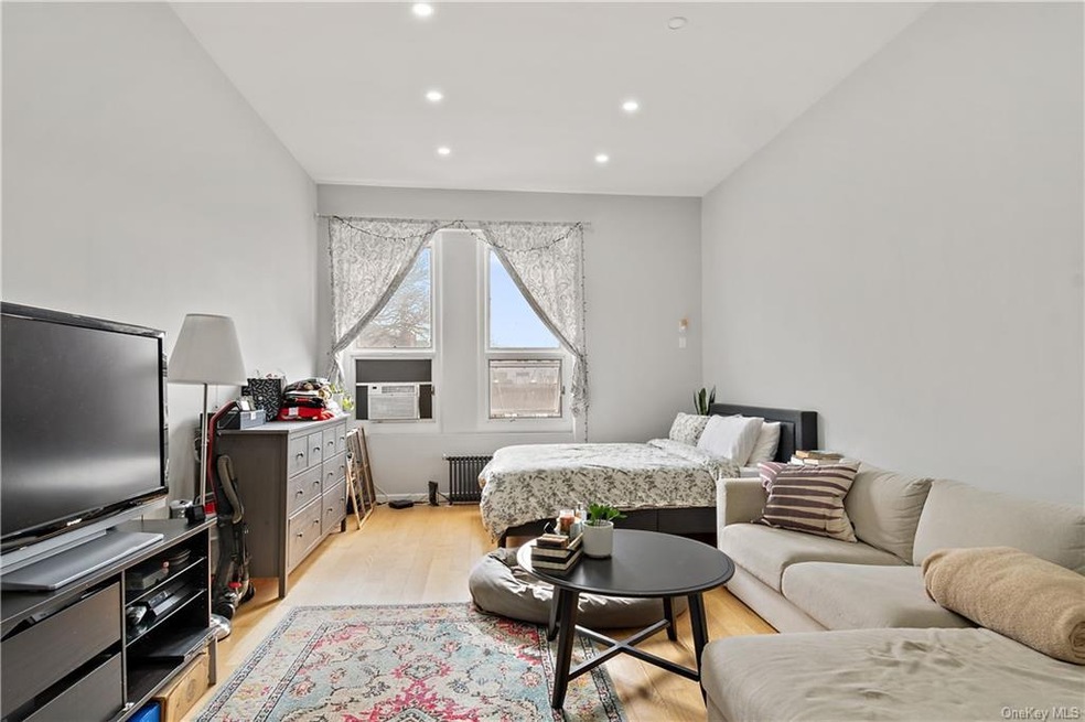 168 Myrtle Blvd unit B, Larchmont, NY 10538 - photo 1