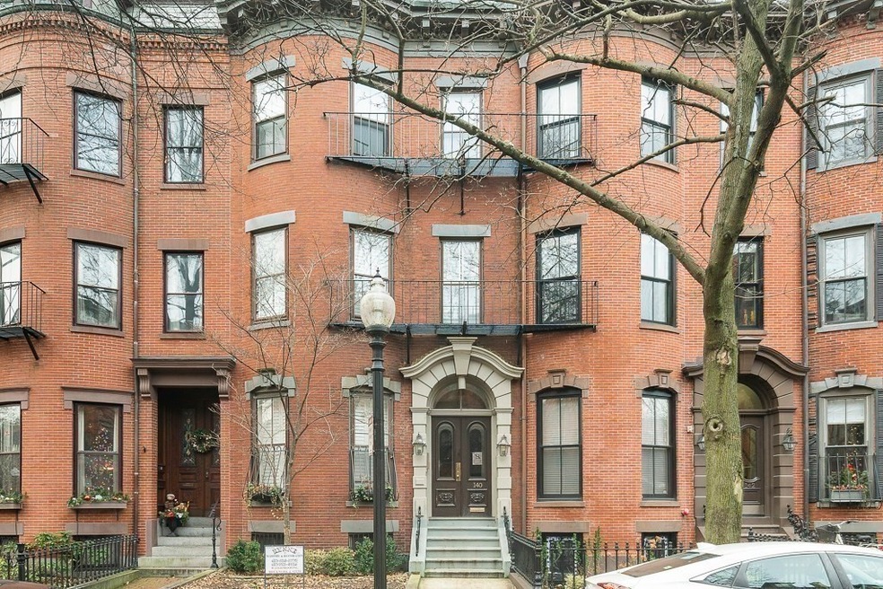140 W Concord St unit 1, Boston, MA 02118 - photo 1