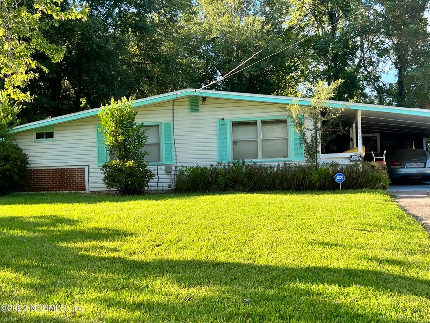 6723 Daughtry Blvd S, Jacksonville, FL 32210 - photo 1