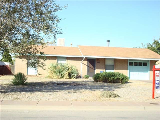 2709 Pecan Dr unit 2, Alamogordo, NM 88310 - photo 1
