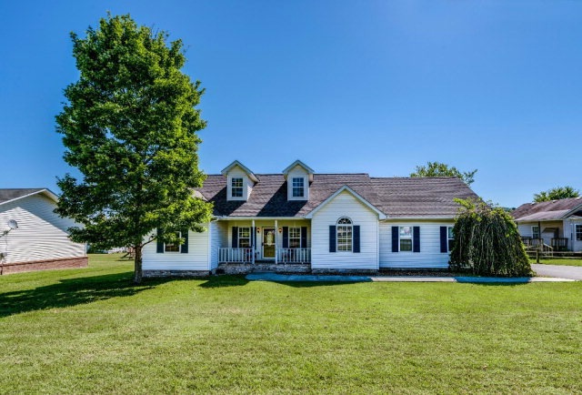 2816 Paran Pointe Dr, Cookeville, TN 38506 - photo 1