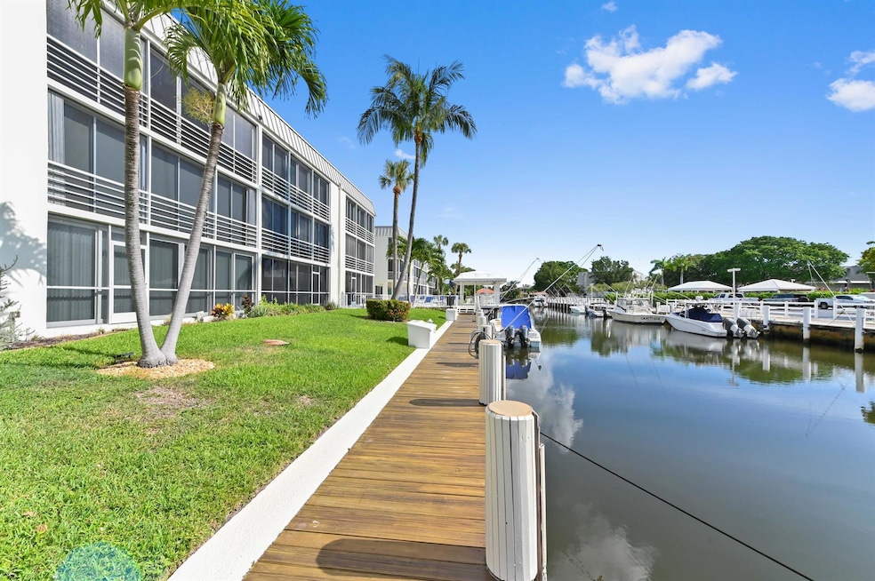 5900 NE 7th Ave unit 303S, Boca Raton, FL 33487 - photo 1