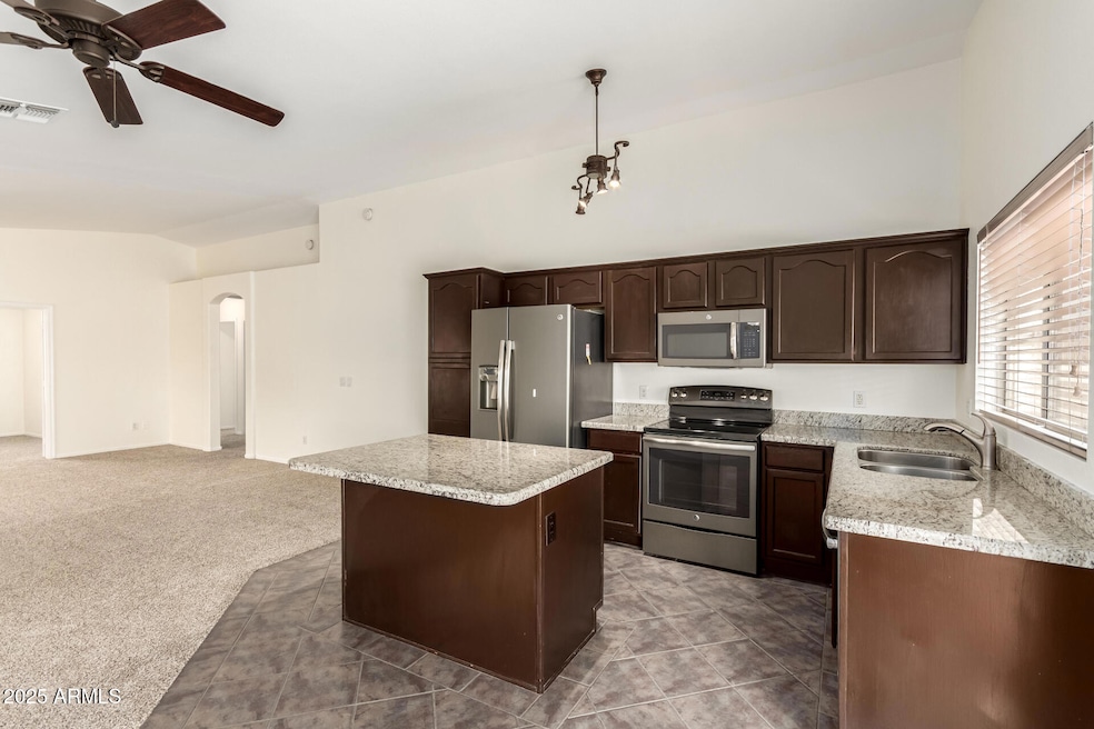 8810 W Loma Ln, Peoria, AZ 85345 - photo 1