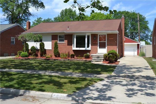 8425 Rickie Lane