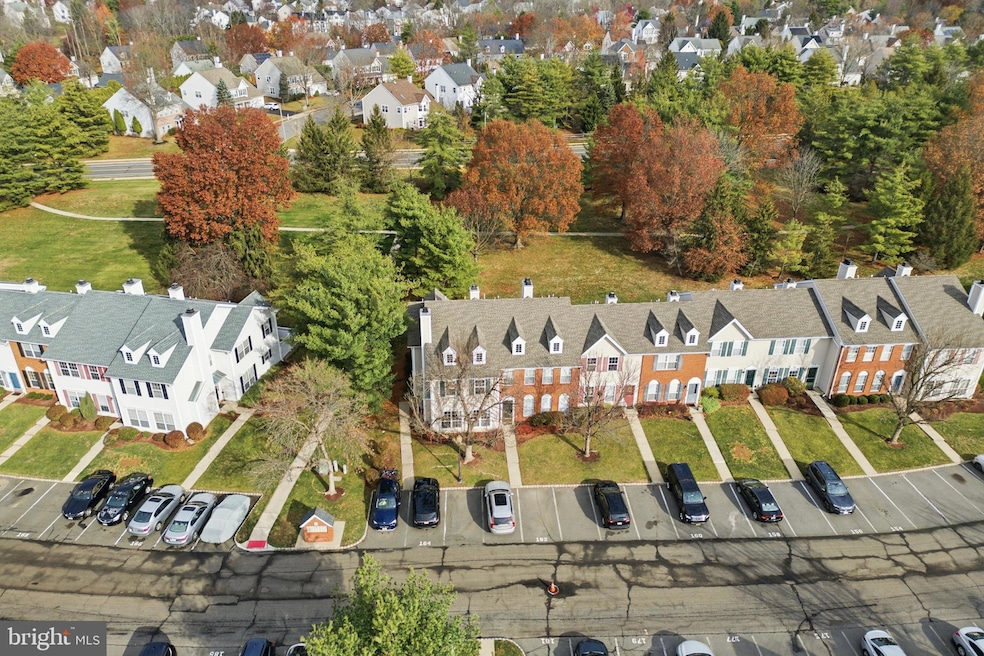 164 Shrewsbury Ct, Pennington, NJ 08534 - photo 1