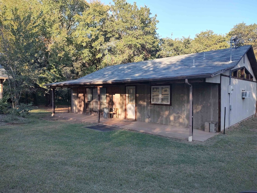 5204 Kevin Dr, Duncan, OK 73533 - photo 1