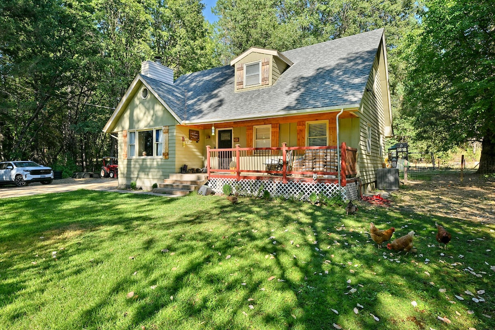 6324 E Evans Creek Rd, Rogue River, OR 97537 - photo 1