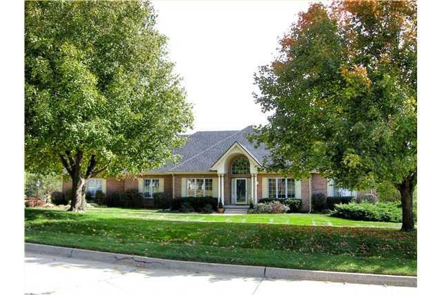 Exterior Front. Beautiful Quail Park neighborhood.