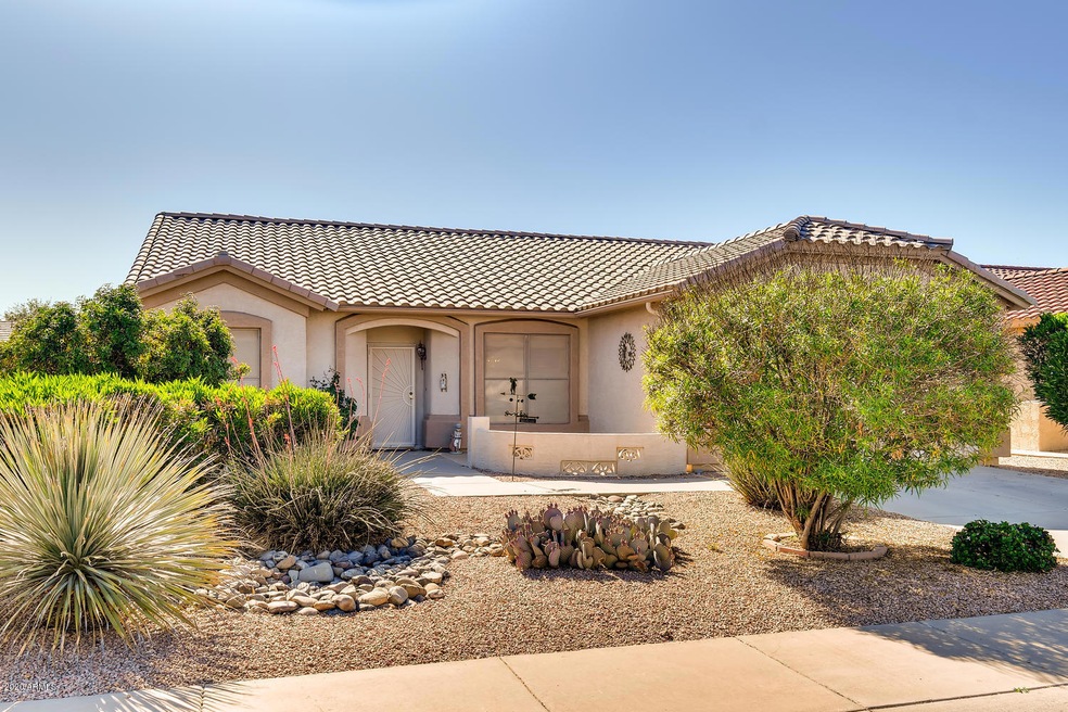 6950 S Windstream Chandler AZ-large-001-