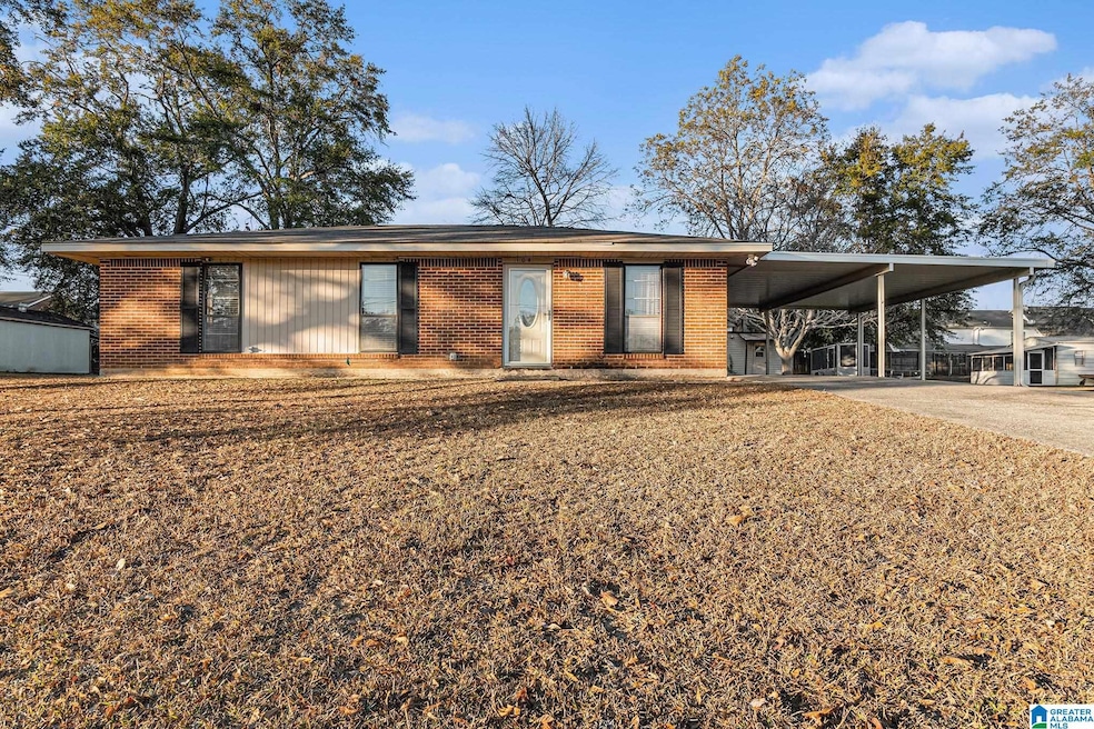 108 Morris Ave, Clanton, AL 35045 - photo 1