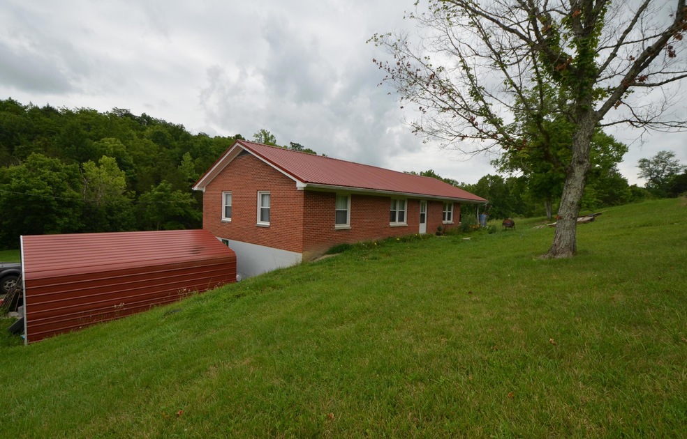 335 Bethel Rd, Harrodsburg, KY 40330 - photo 1