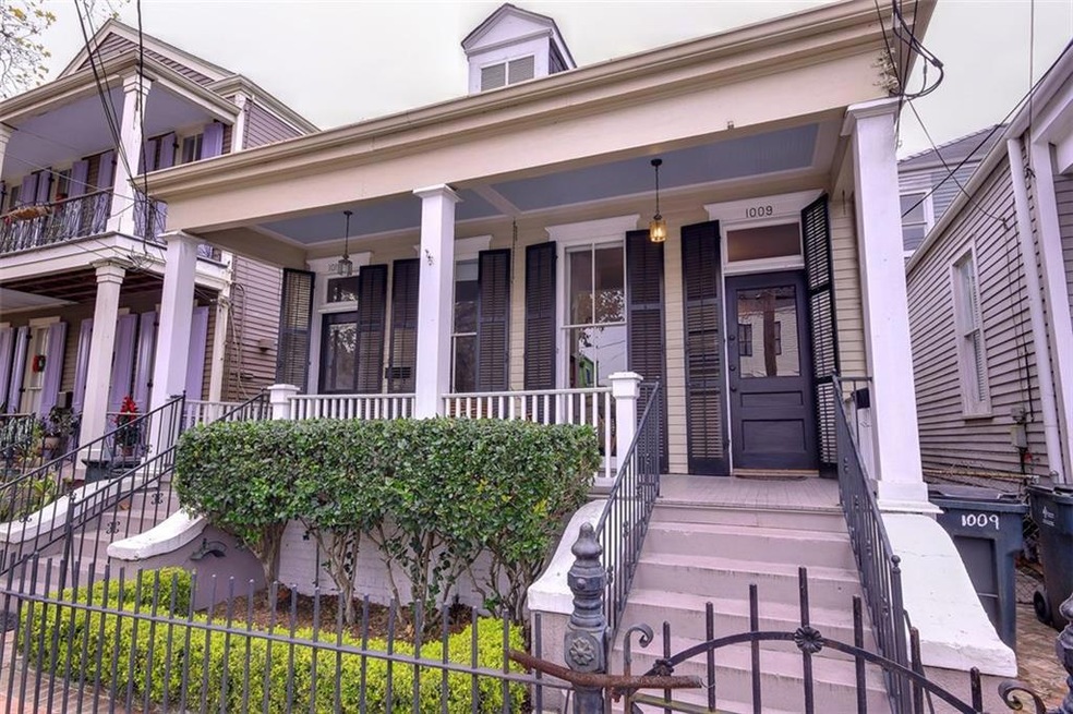 1009 First St, New Orleans, LA 70130 - photo 1