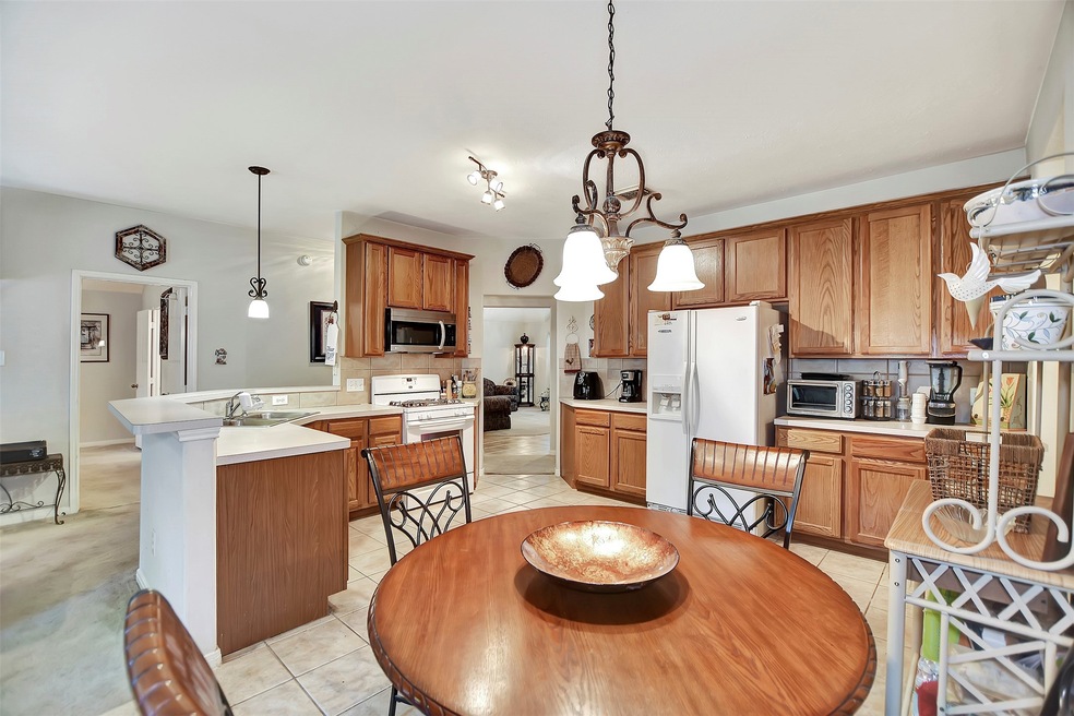 30626 Country Meadows Dr, Tomball, TX 77375 - photo 1