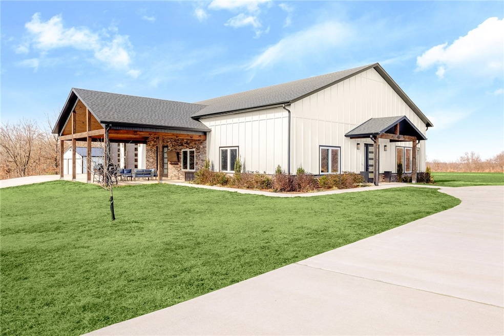 1529 Ardemagni Rd, Springdale, AR 72762 - photo 1