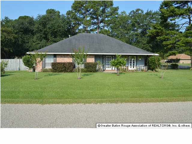 FRONT OF HOUSE