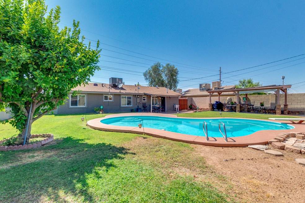 8117 N 12th St, Phoenix, AZ 85020 - photo 1