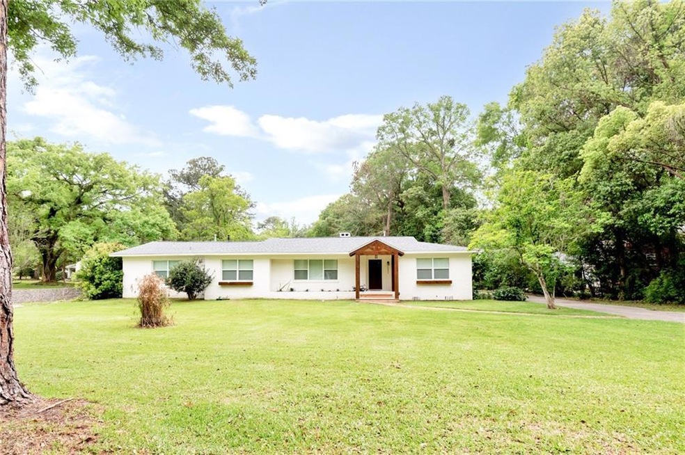 2451 N Mount Island Dr, Mobile, AL 36606 - photo 1