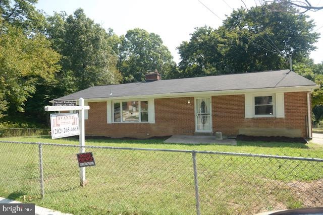 1504 Pacific Ave, Capitol Heights, MD 20743 - photo 1