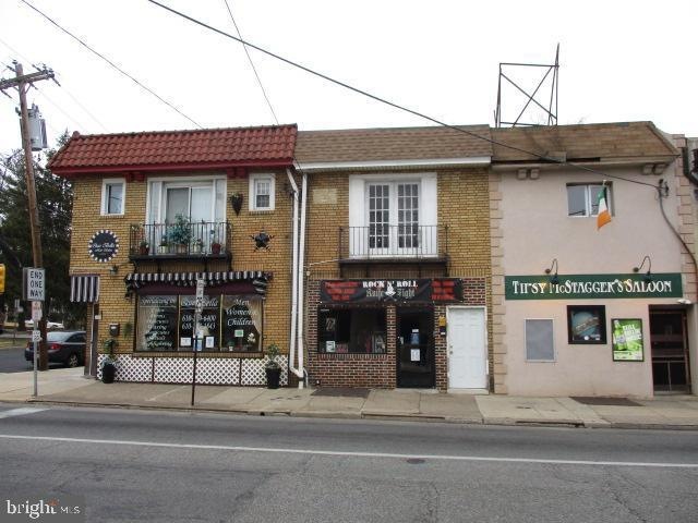 2339 W Marshall Rd unit 2ND FLOOR, Lansdowne, PA 19050 - photo 1