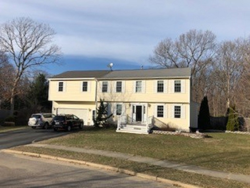 40 Woodmist Cir, Coventry, RI 02816 - photo 1