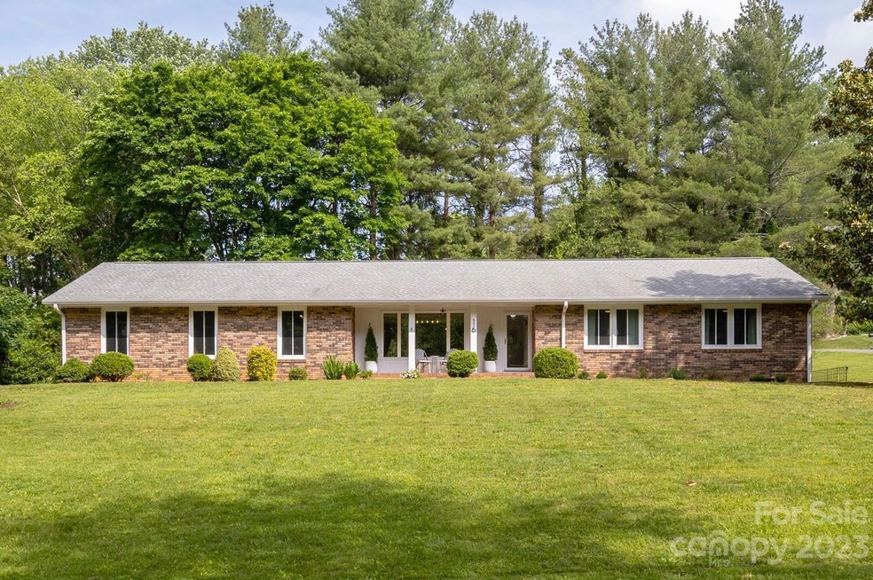 16 Ballantree Dr, Asheville, NC 28803 - photo 1