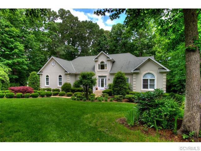 Well maintained exterior with lush landscaping and