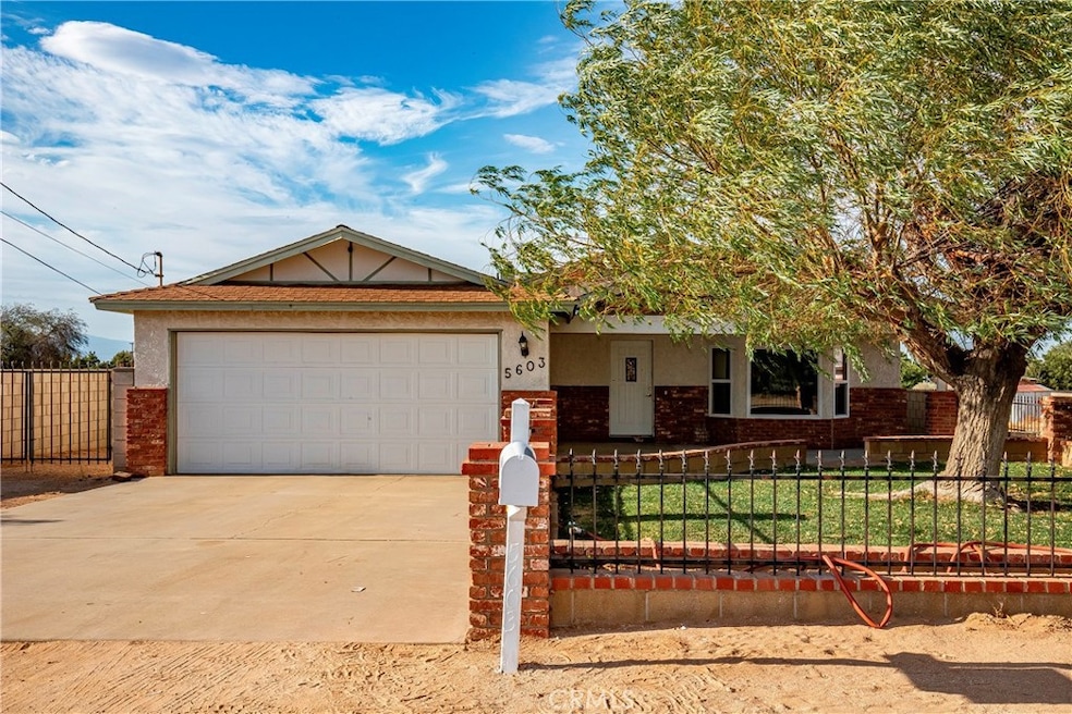 5603 W Avenue m2, Lancaster, CA 93536 - photo 1