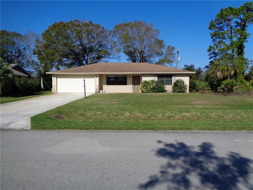 456 Ponoka St, Sebastian, FL 32958 - photo 1