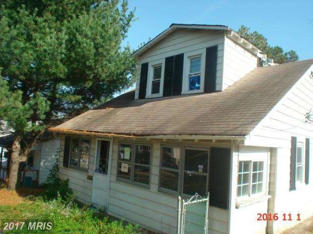 1104 Larchmont Ave, Capitol Heights, MD 20743 - photo 1