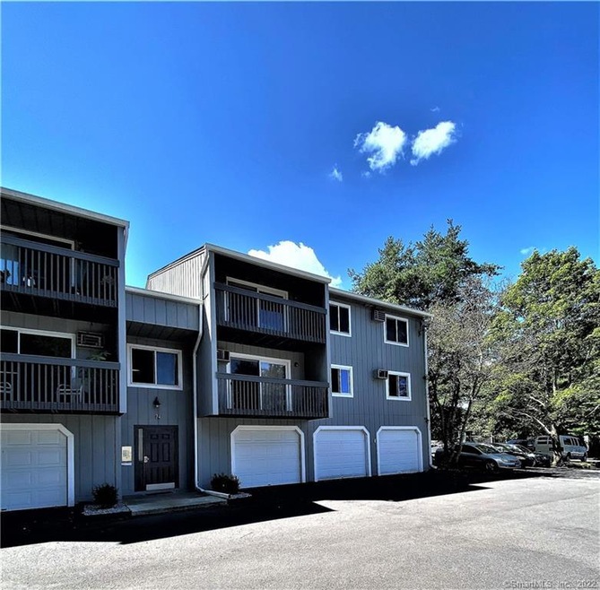 74 Buddington Rd unit 2, Groton, CT 06340 - photo 1