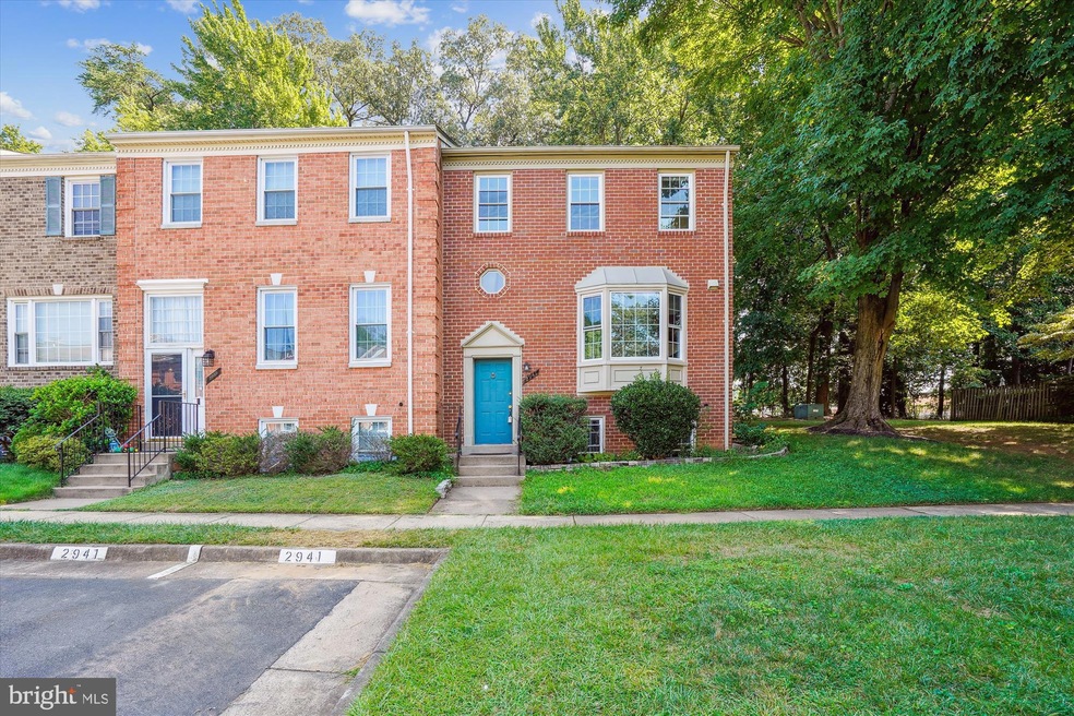 2941 Waterford Ct, Vienna, VA 22181 - photo 1