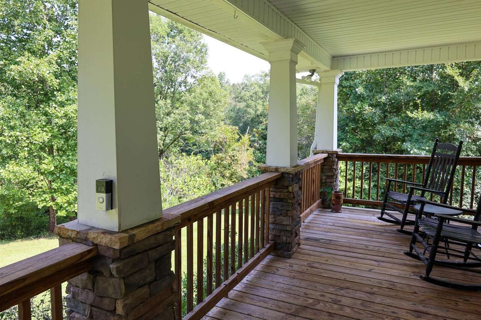 1048 Wells Rd, Carnesville, GA 30521 - photo 1