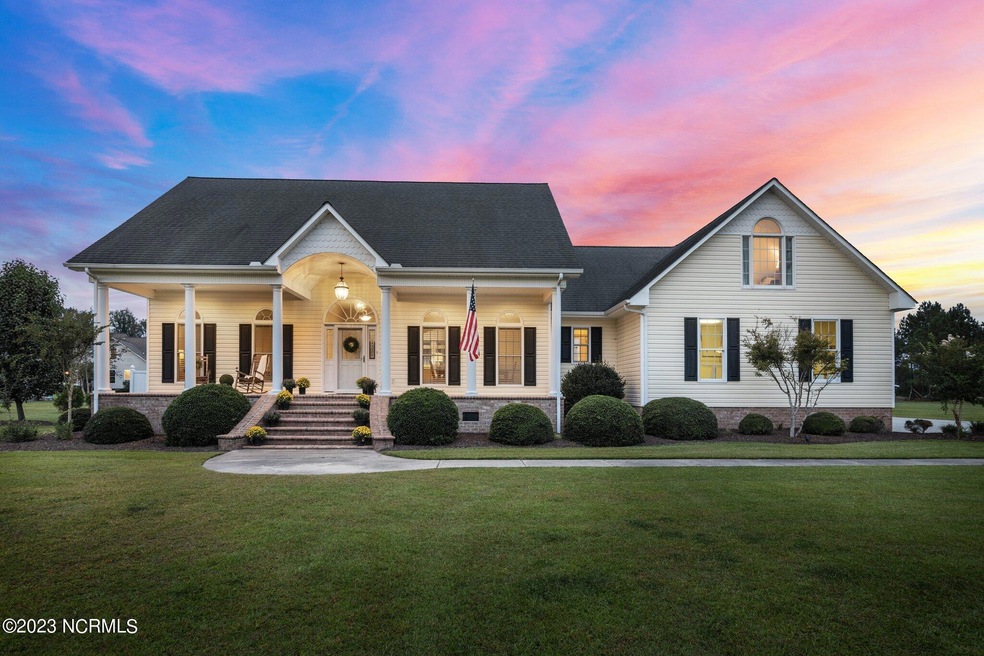1215 White Cedar Lane