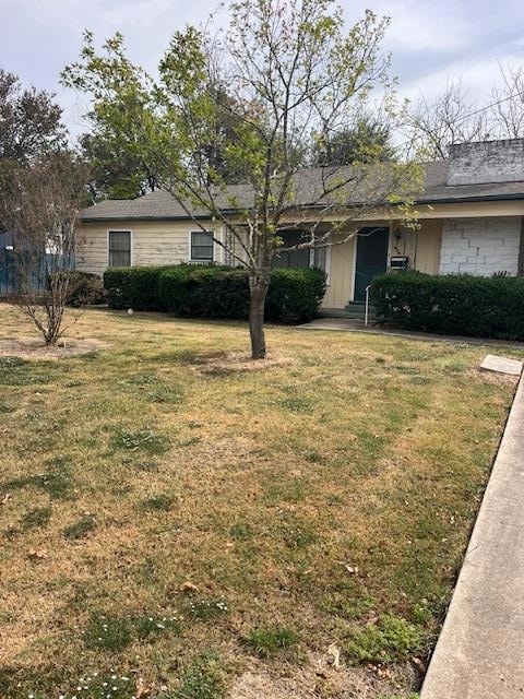 204 Oscar St, Taylor, TX 76574 - photo 1