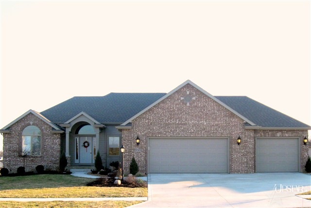 This newly construction home is only 6 months old 