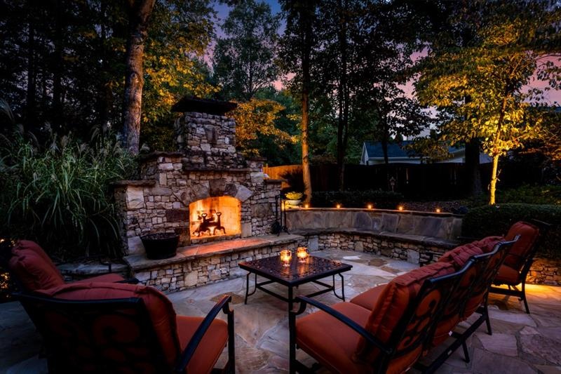 Enjoy this outdoor oasis all year long! Stone pati