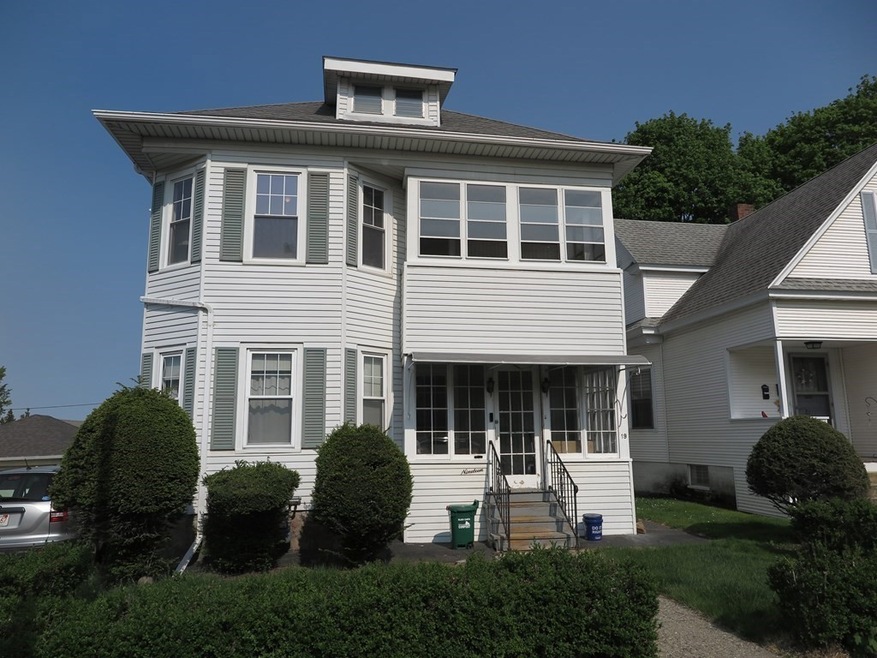19 Dustin St unit 2, Worcester, MA 01604 - photo 1