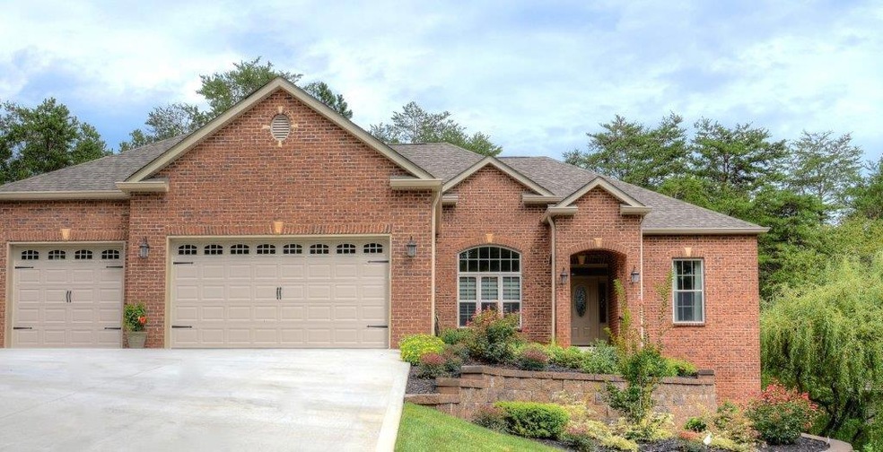 207 Okema Trace