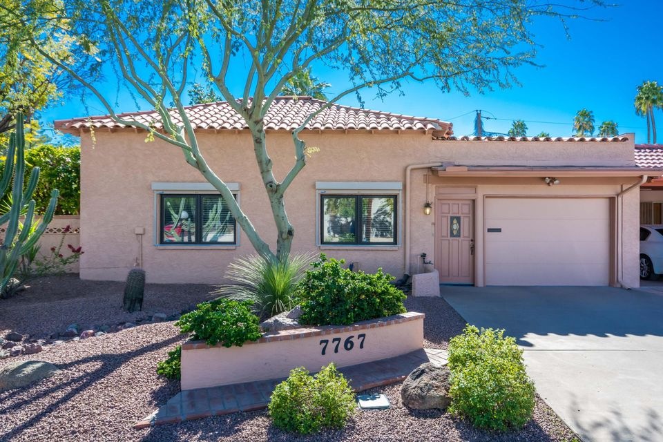 7767 E Meadowbrook Ave