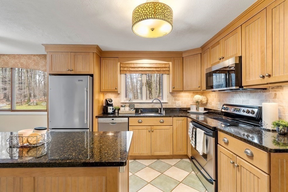 28 Marlboro Rd, Georgetown, MA 01833 - photo 1